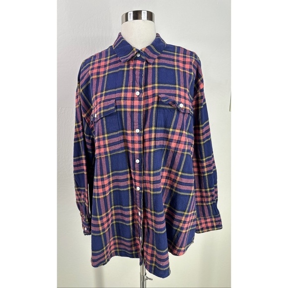 Old Navy The Boyfriend Button Down Shirt - Picture 1 of 12